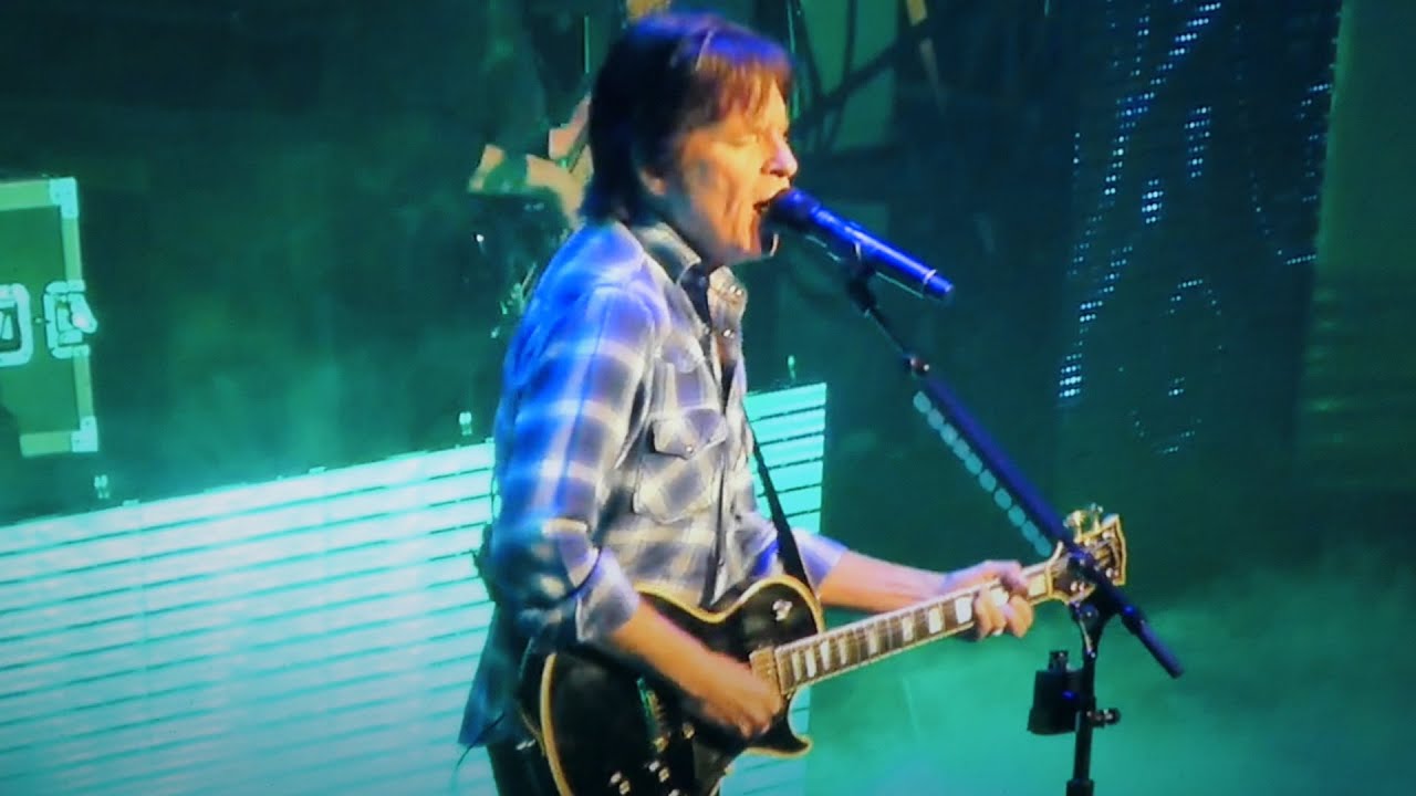 John Fogerty - Live D.A.R. Constitution Hall Washington DC 11/8/13, 