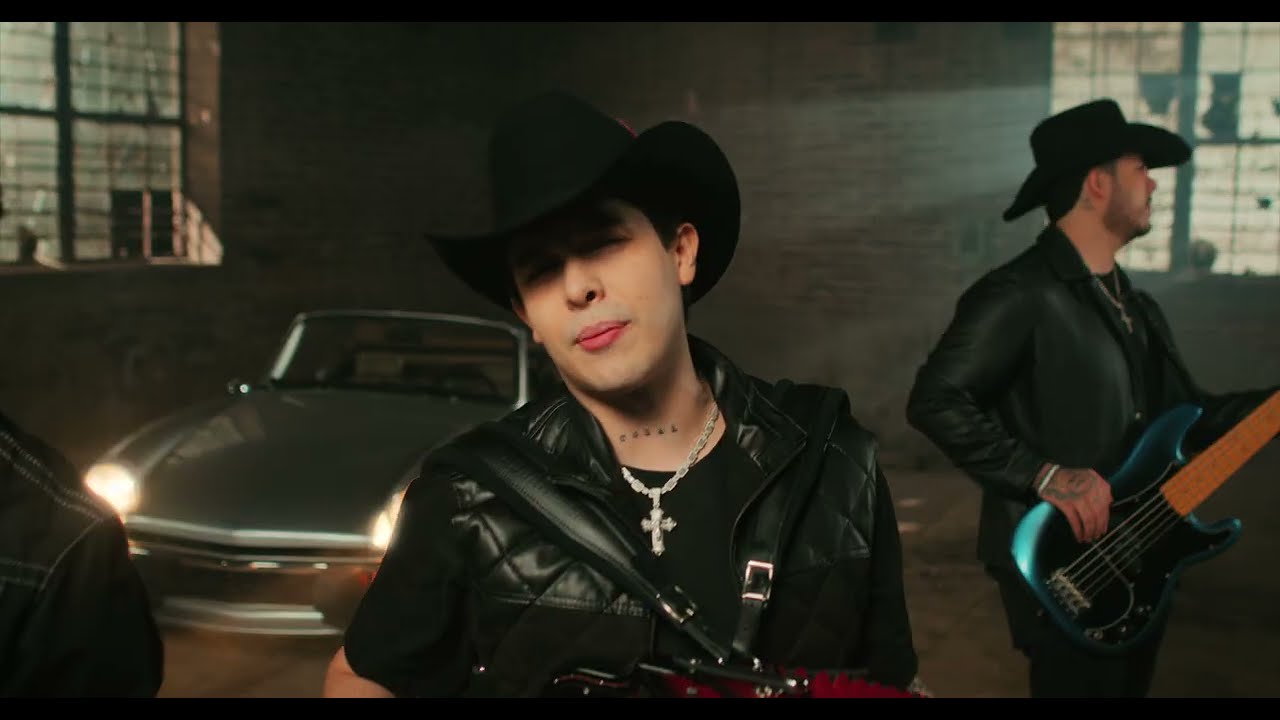 Cornelio Vega y Su Dinast&iacute;a, Ram&oacute;n Vega - B&aacute;sico (Official Video)