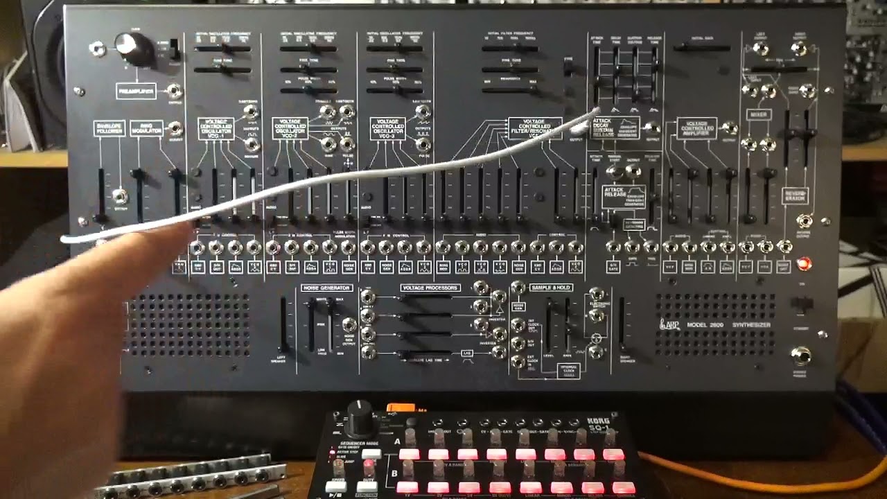 ARP 2600 M RingMod 2 Sine