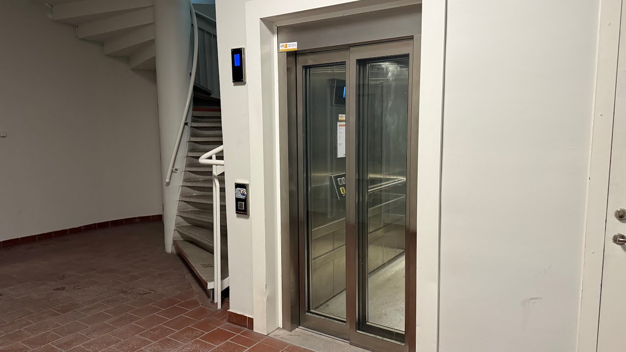 Hiss Craft / Arkel Aufzug (Sundsvall) Parkhaus Skepparegatan 7 