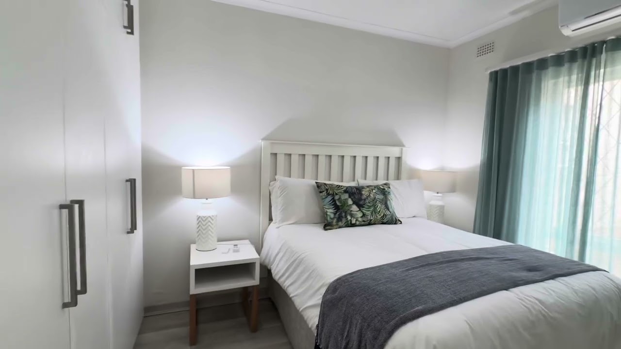 Elegant 3-Bedroom Townhouse in a Small, Secure Complex in Uvongo 