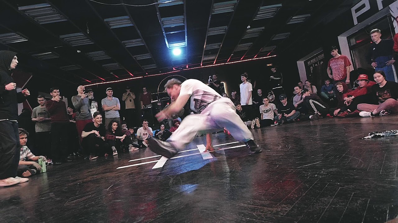 BBOY PRO BATTLE &harr; Round 8 &harr; 1'8 &harr; Dont Mind Flavour Jam 2020 #dmfJAM #bmvideo