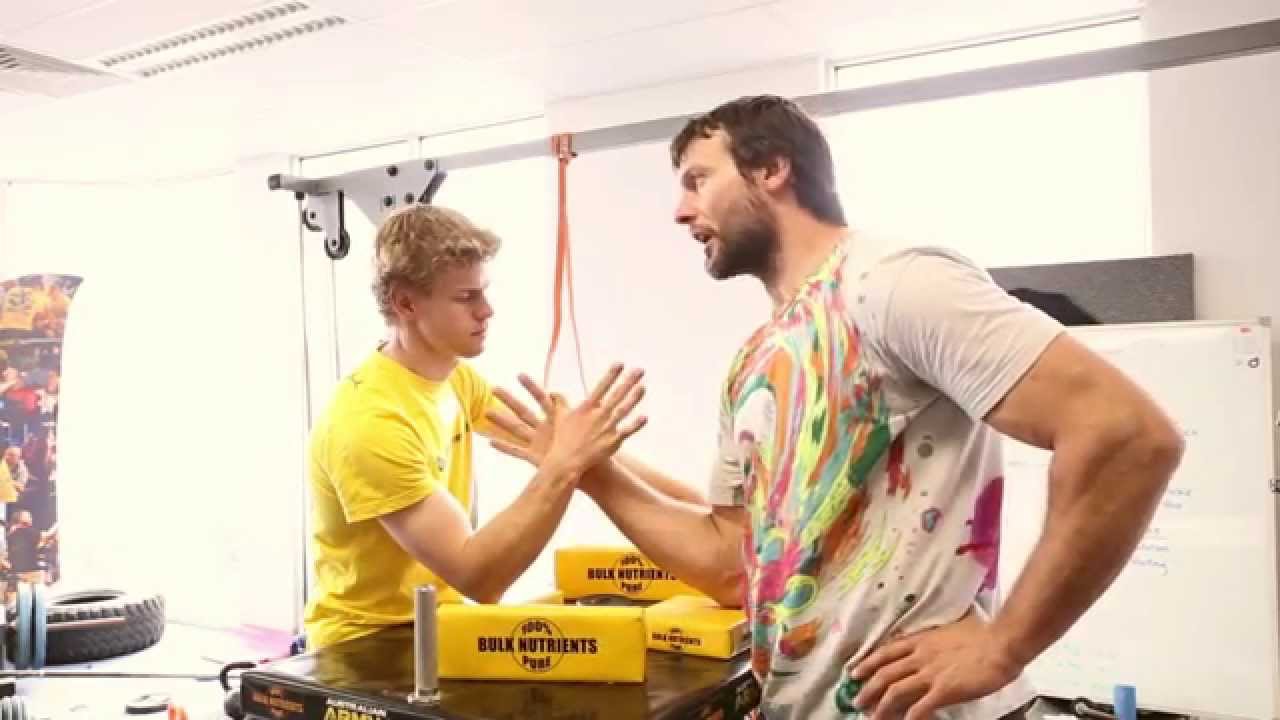 Devon Larratt Armwrestling Seminar - Part 9 - Strap Buckle & Ref's Grip