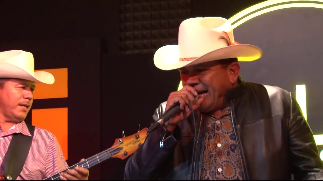 Alegres De La Sierra - El Chulo