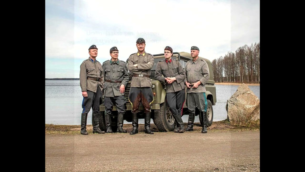 Kenttäharmaa  —   Uraliin  (2012)