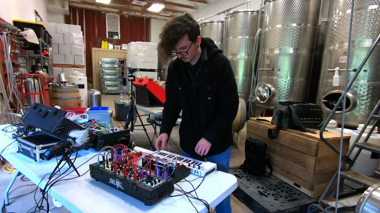 Wine x Synth Ambient/Drone Performance
