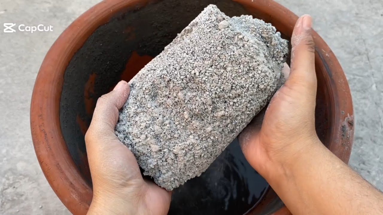 Love the drolling sound of texture in water❤💦/ Grainy sandcement water crumbling in claypot/ #relax