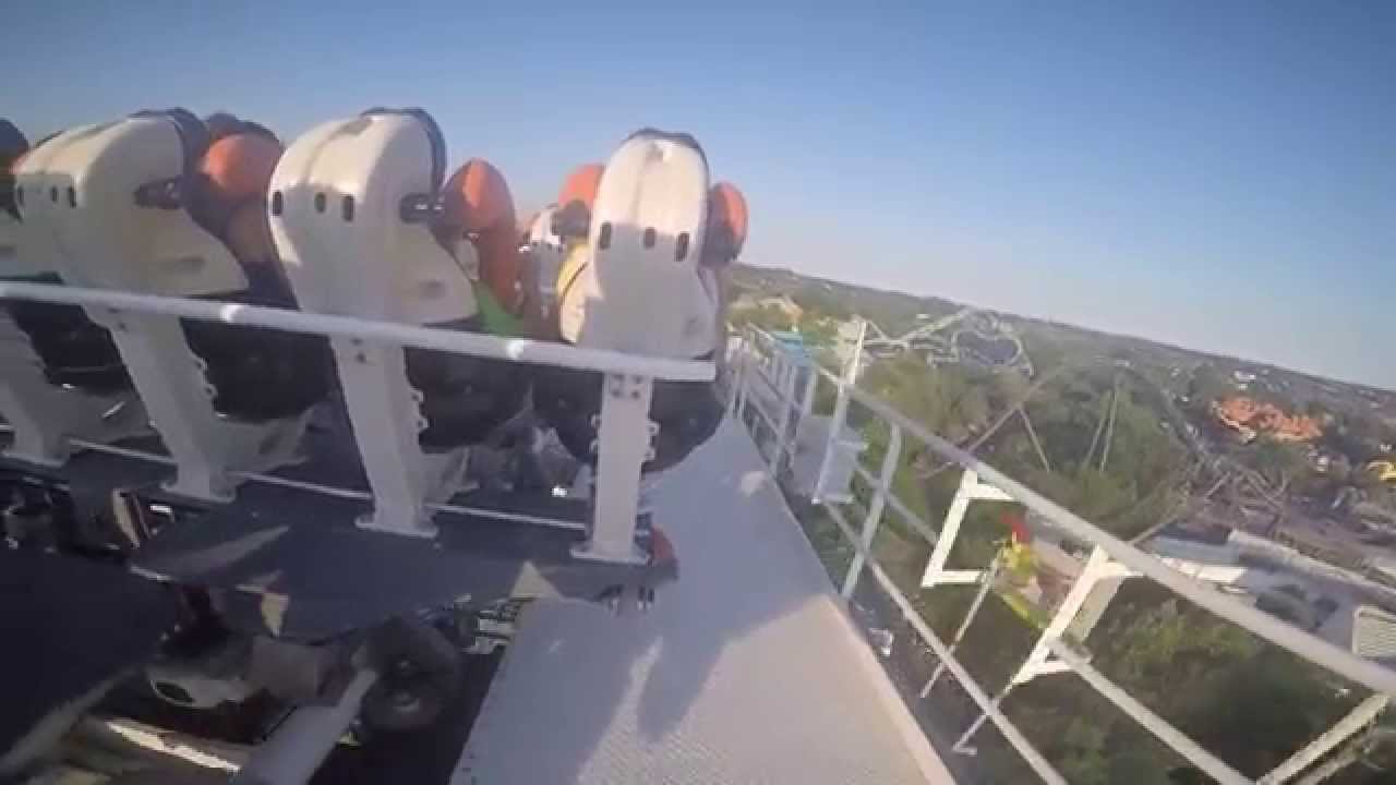 Oblivion - The Black Hole - Gardaland Novità 2015  seconda fila  Fila GoPro