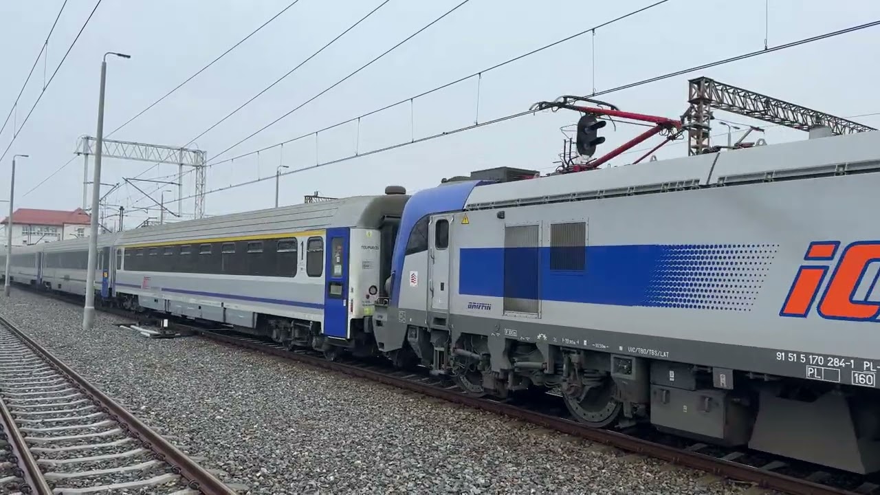 EU160-083 IC MEHOFFER w kierunku Gliwic 12.2025 Kędzierzyn-Koźle