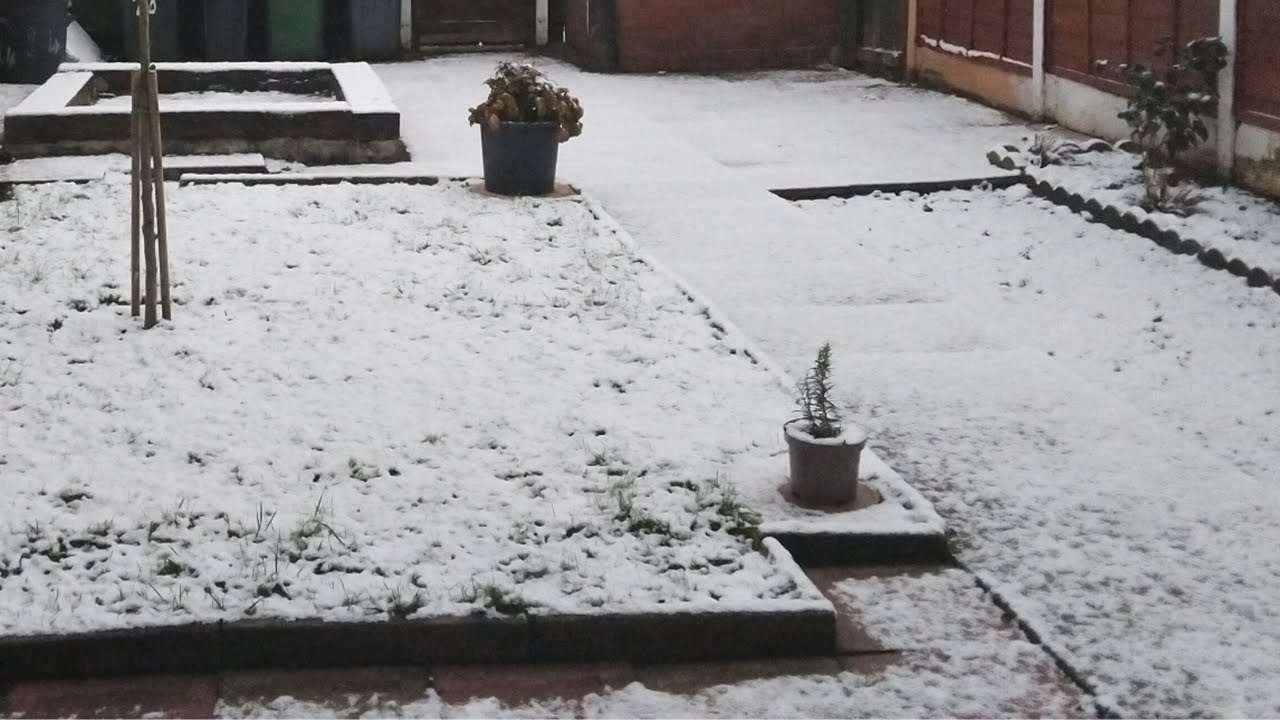 A snow fall | Festive season coming to an end | unpacking...#snowfall #youtubevideos