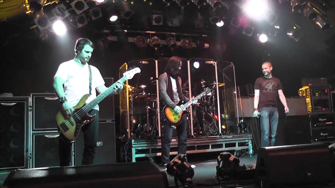 Alter Bridge - Brand New Start Malmö KB soundcheck with Anders, The Driftwood Sign 2010-11-01