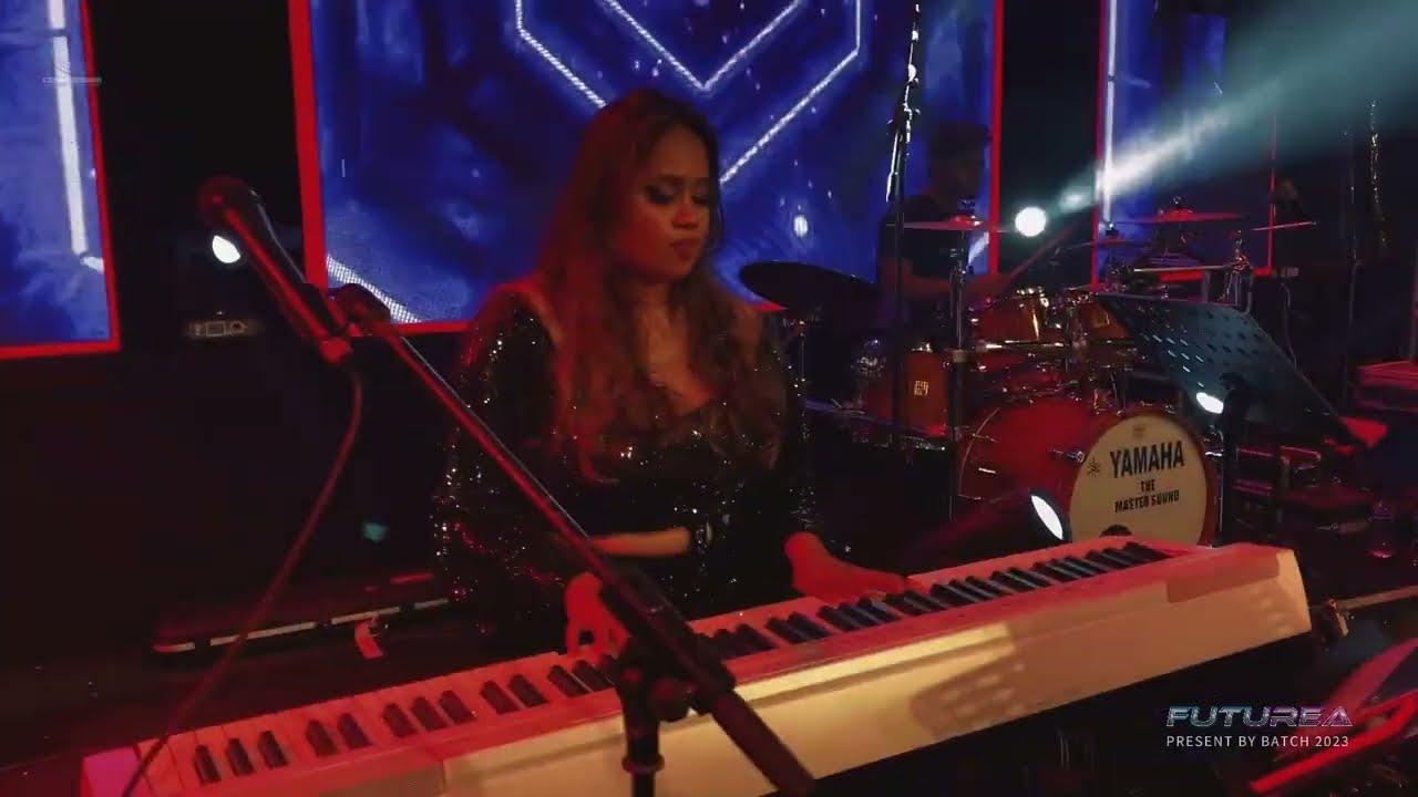 @CENTIGRADZlive  FUTUREA Live in concert