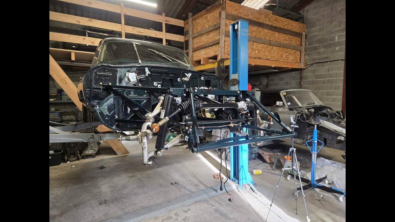Мой Jaguar E-Type Series 2 4.2L 1969 года, цвет British Racing Green. Реставрация, подлежащая зав...