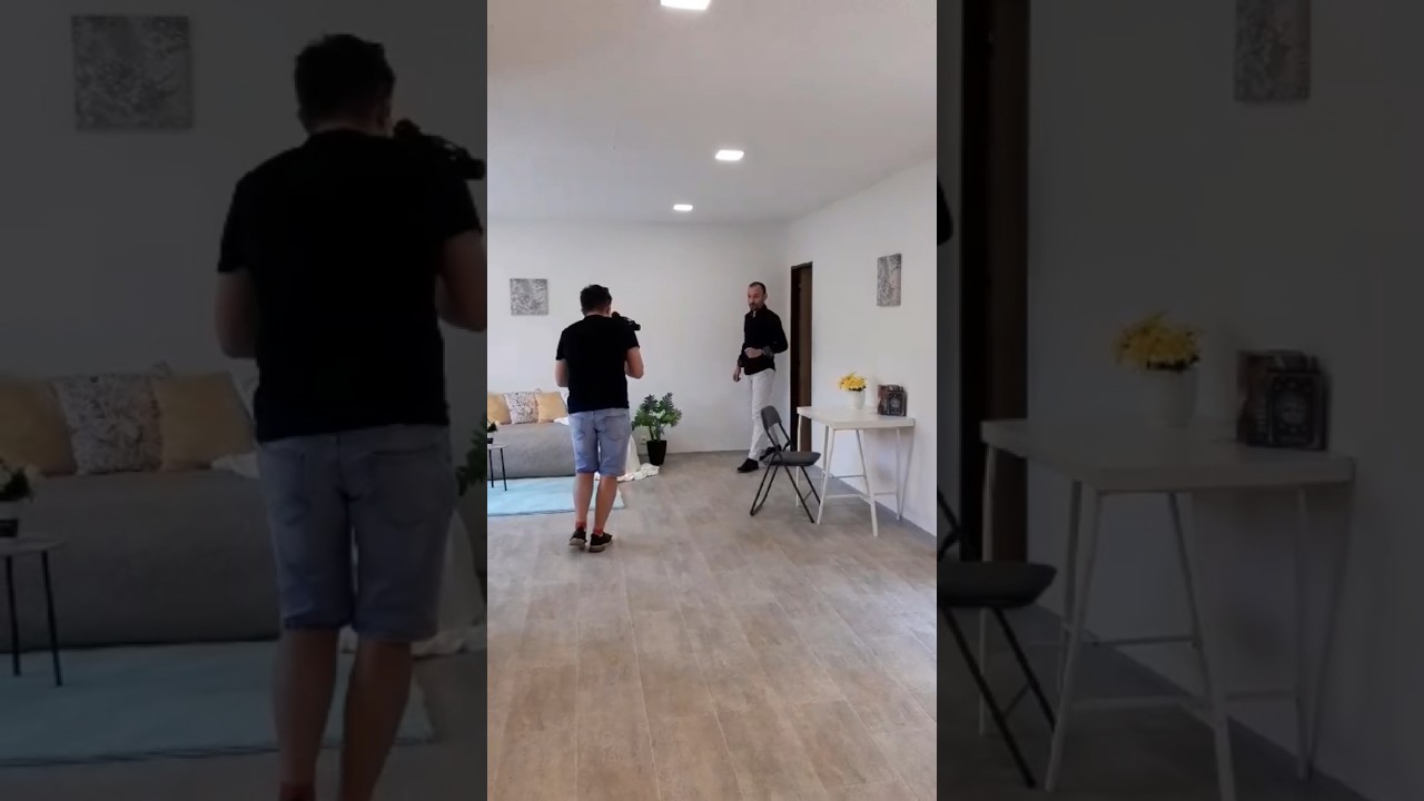 🤗 A TAKHLE TO VYPAD&Aacute; PŘI POHLEDU ZE Z&Aacute;KULIS&Iacute;
