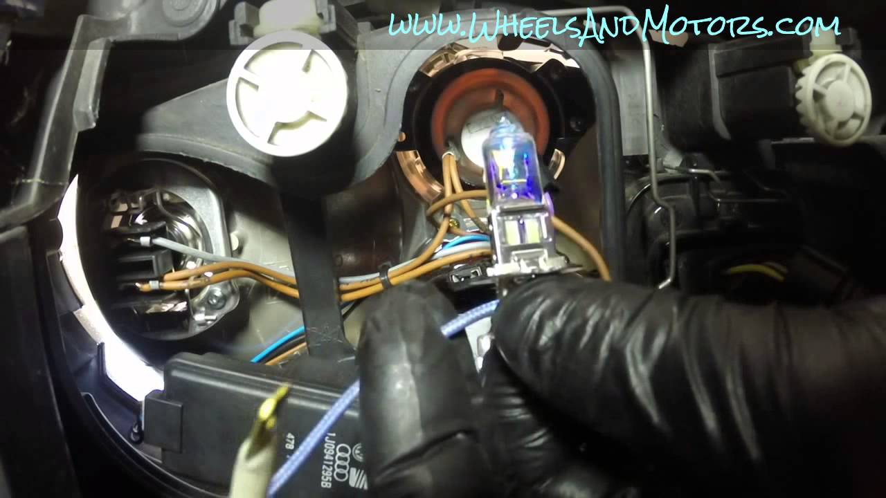 How to replace ALL headlight bulbs VW Golf Mk4 - main beam,side light, indicator etc.