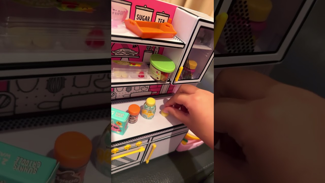 Mini fridge real little desktop toy
