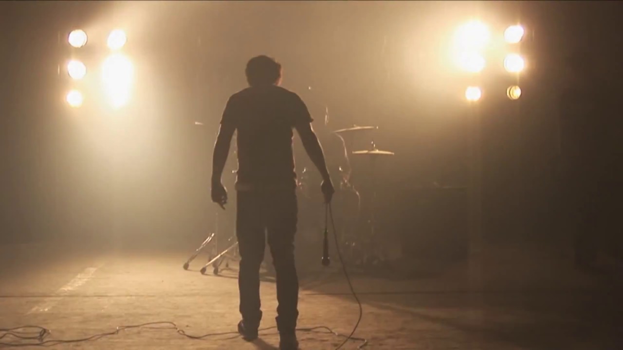 Szükségállapot - Lehetnék (Official Music Video)