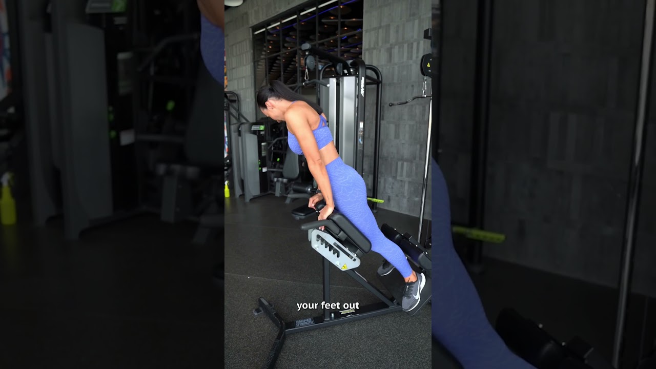 Hyperextensions for GLUTE focus 🍑 Save this post for your next glute day #shorts
