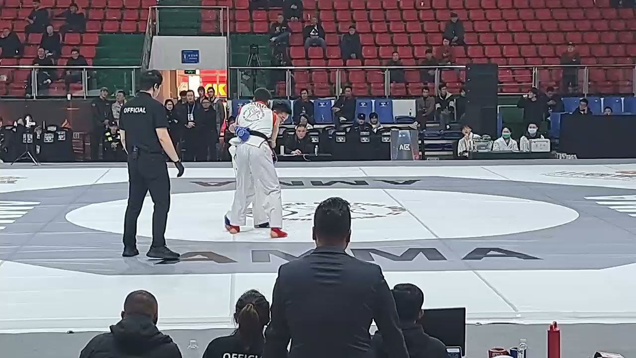 TRẦN NGỌC LƯỢNG | Hiệp 1 Trận 2 vòng loại MMA Châu Á