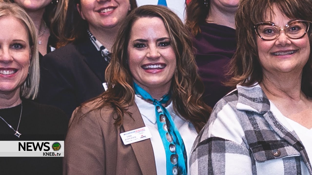 Hemingford Woman Graduates from Leadership Nebraska Class XV