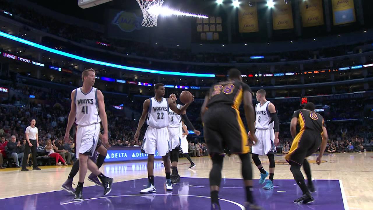Tarik Black Punches Home the Alley-Oop