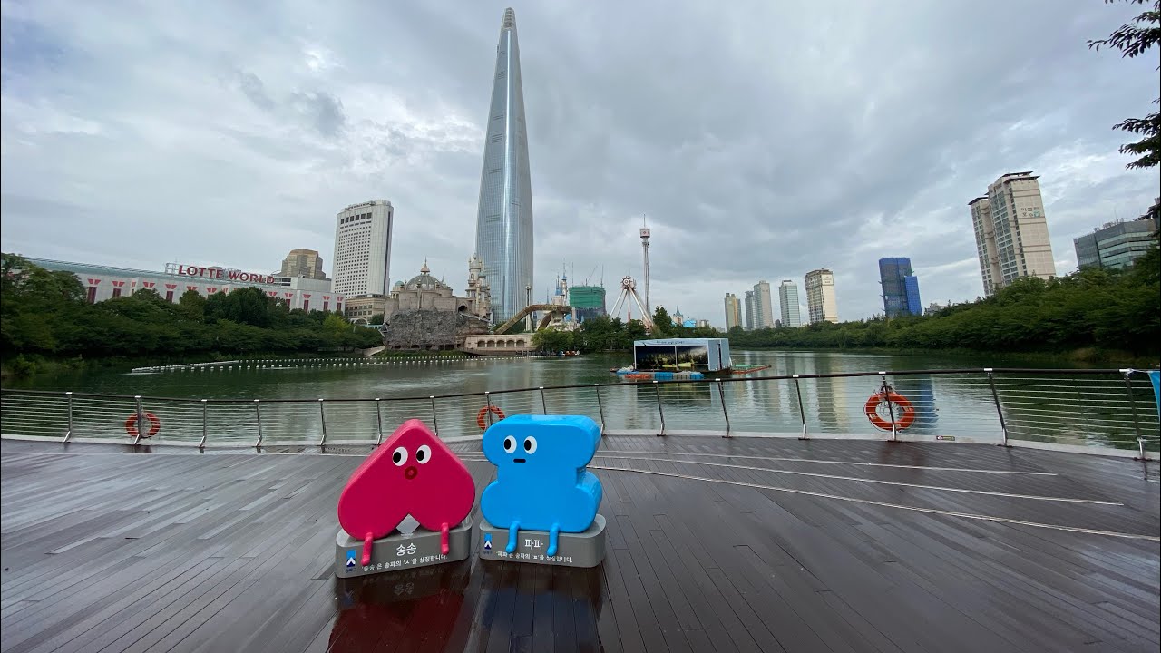 [Walk] around Seokchon Lake Park(석촌호수공원)in Songpa District, Seoul, South Korea