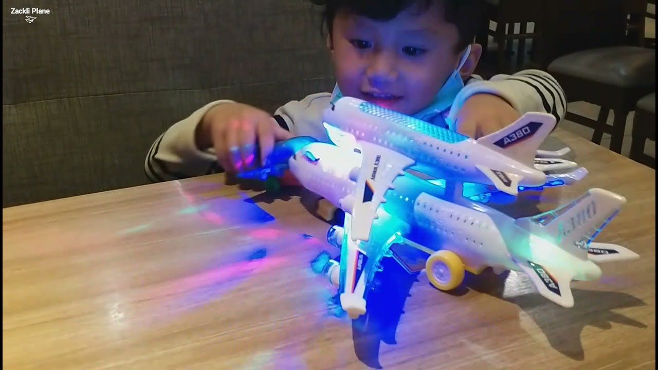 Zack Merakit Pesawat Terbang Airbus A30 Menyala Tingkat 2 ✈ Pesawat Mainan | Assembling the airplane