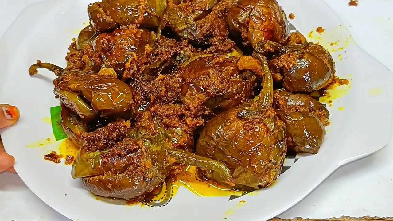 Bharva baingan बनाना सीख लो इस तारिके से तो मज़ा ही आ जाएगा #baingankabhartarecipe #bainganbharta 