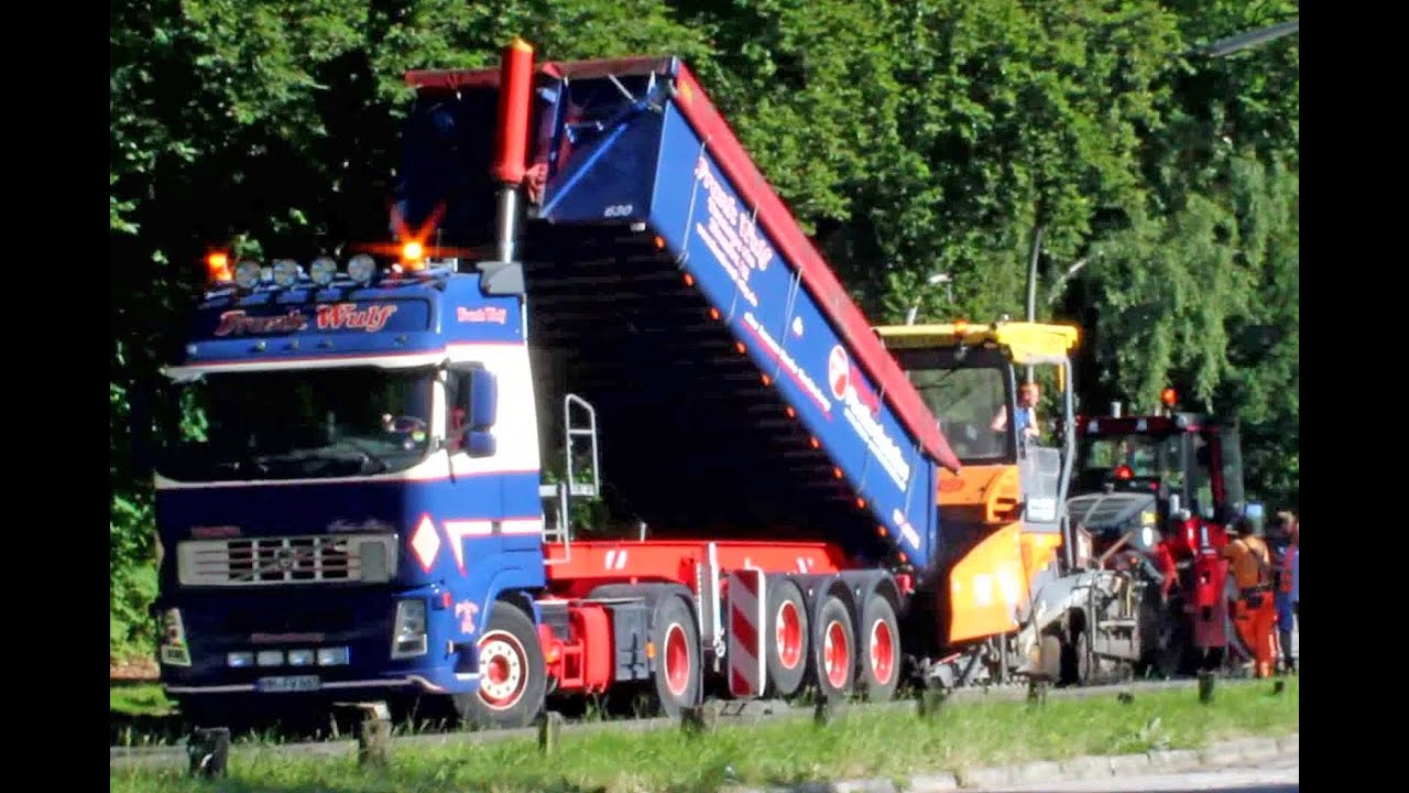 VOLVO ASPHALT TRUCKS + VÖGELE ASPHALTFERTIGER SUPER 2100-2 STRASSENBAU