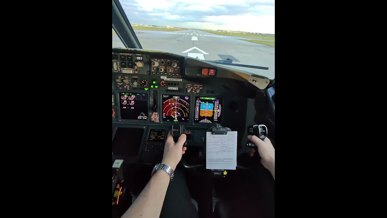 B737-800'NG'.  Departure from Vancouver (CYVR) runway 08R.