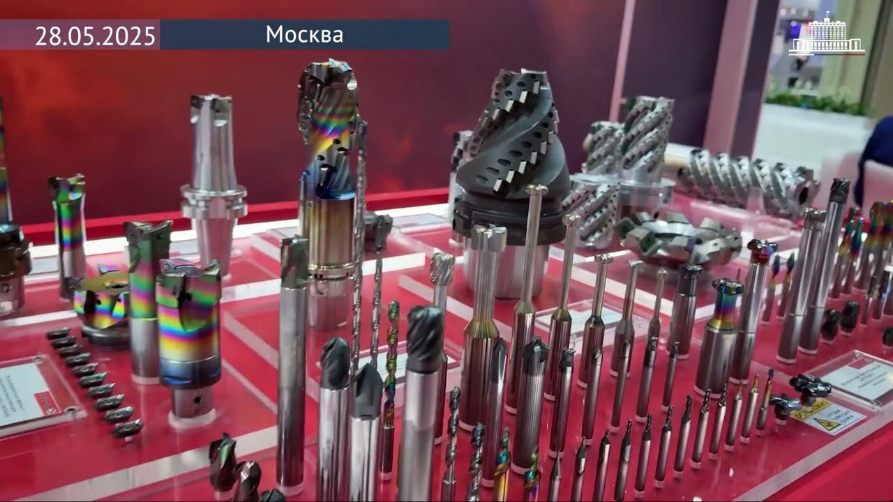 Михаил Мишустин посетил выставку «Металлообработка – 2025» в ЦВК «Экспоцентр»