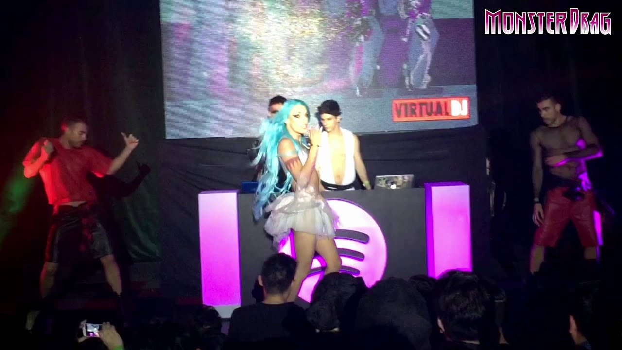 Monster Drag Show (BOMBA: ORIENTAL)