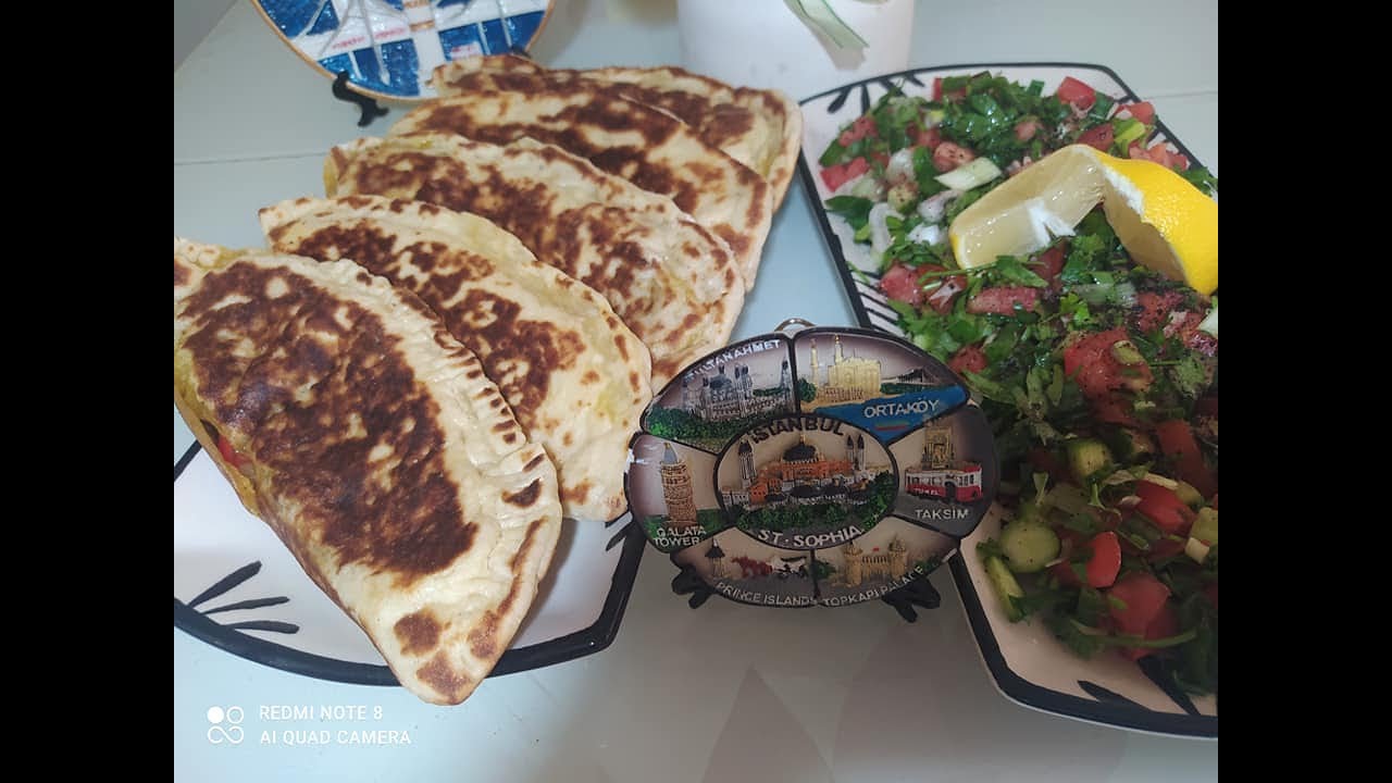 Crêpe turc gözleme🥰🥰çoban salatası 👌😋😍كريب تركي و سلاطة الراعي 🇹🇷🇩🇿🙏🙏