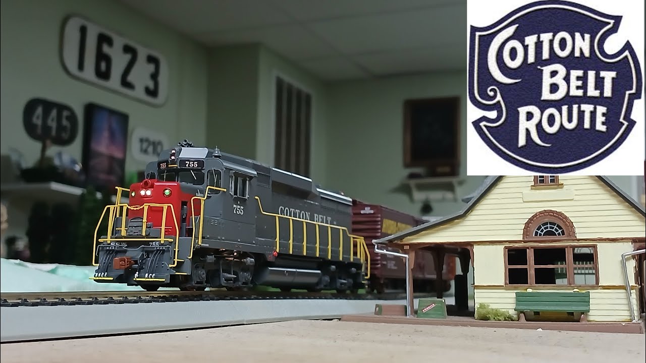 Scaletrains Rivet Counter Cotton Belt EMD GP30 Review