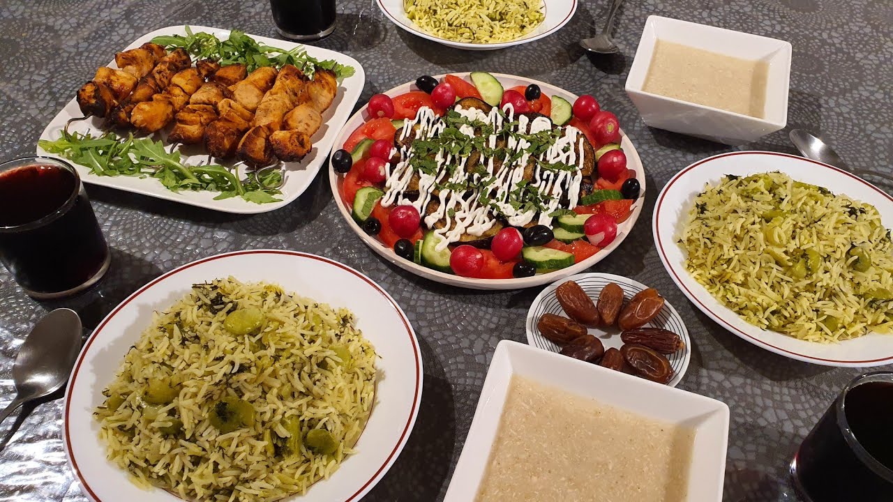 فطور ١ رمضان🌙 سويت اطيب شوربة شوفان صحيه وتمن باكله بزل وتكة دجاج رهيبه و طبق جانبي بالباذنجان