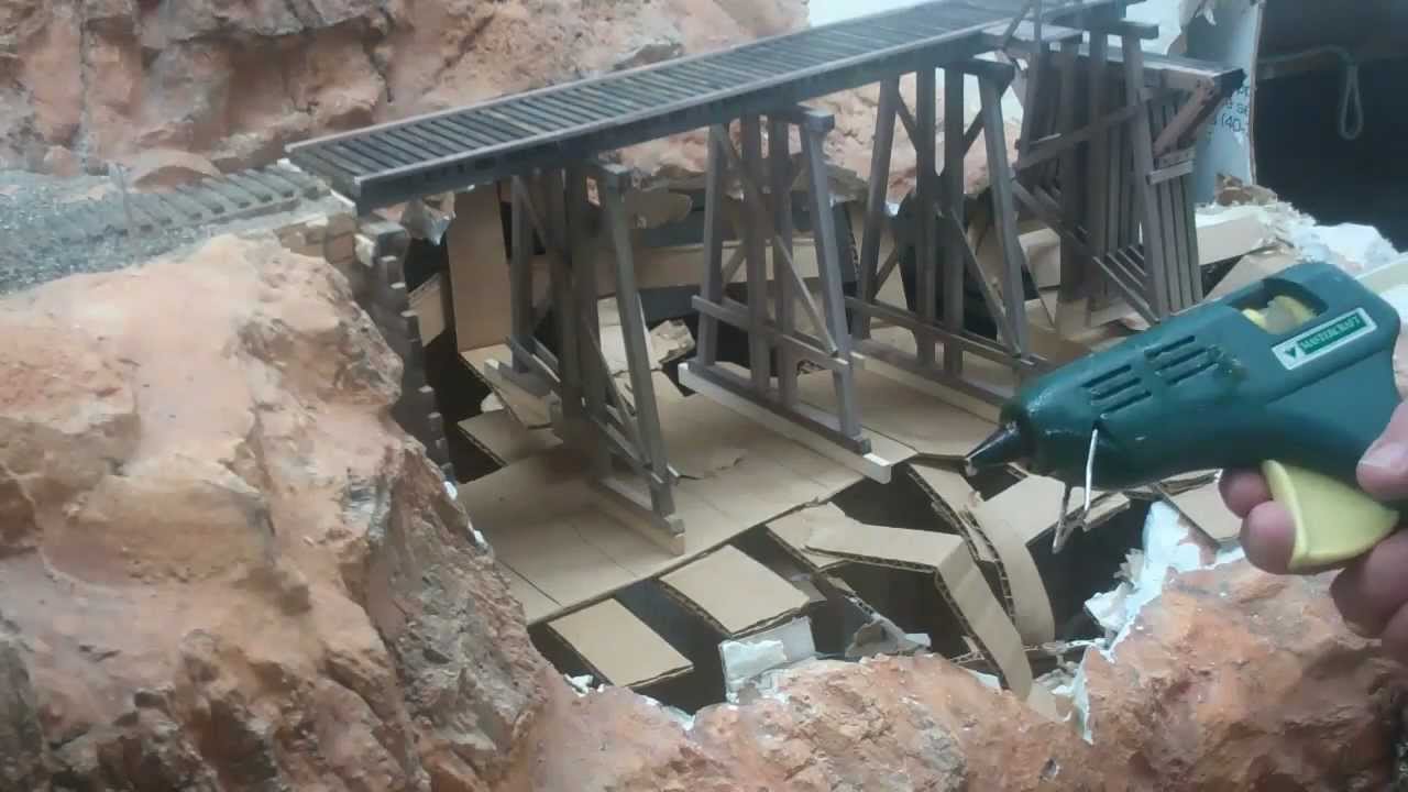 Part 7: Setting up and installing the hardshell for the scenery by Lex Parker