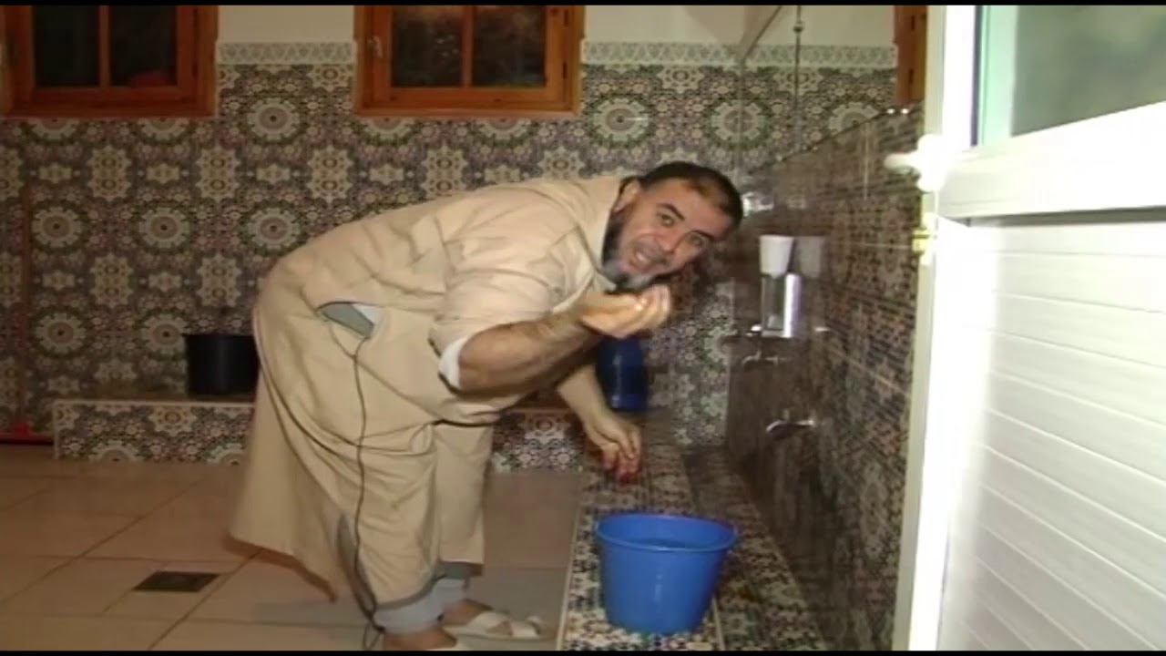 الشيخ عبد الله نهاري : تعلم الوضوء الصحيح في عشر دقائق