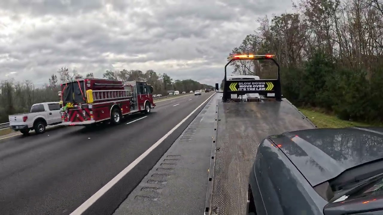 Sheriff office  rotation on the interstate 
