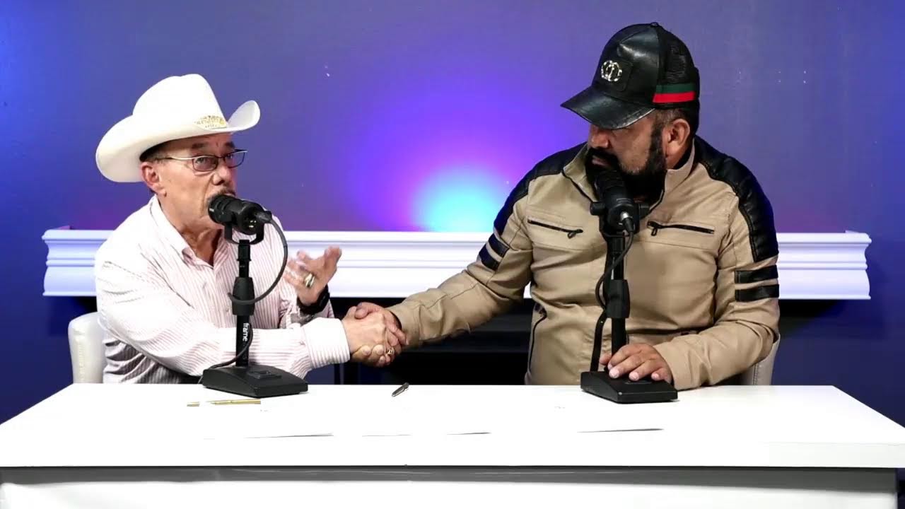 Firmando a Los Grandes De Tijuana