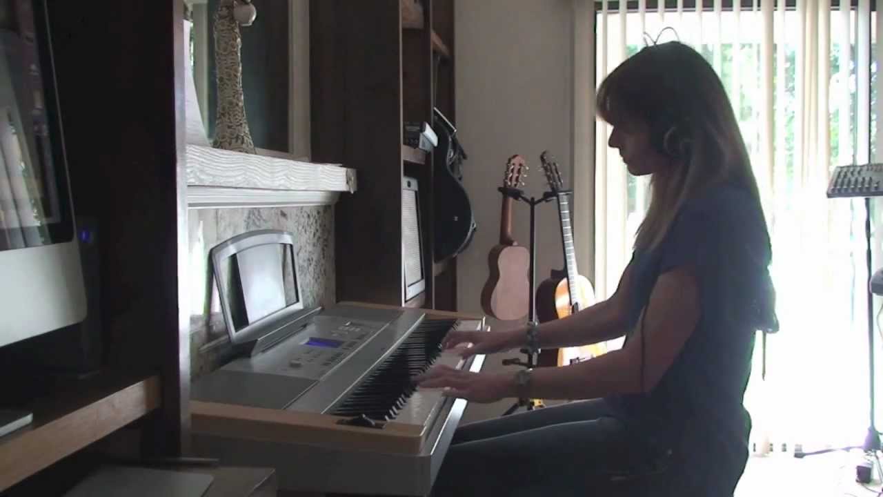 A-ha 'Manhattan Skyline' piano cover (Dawnie)