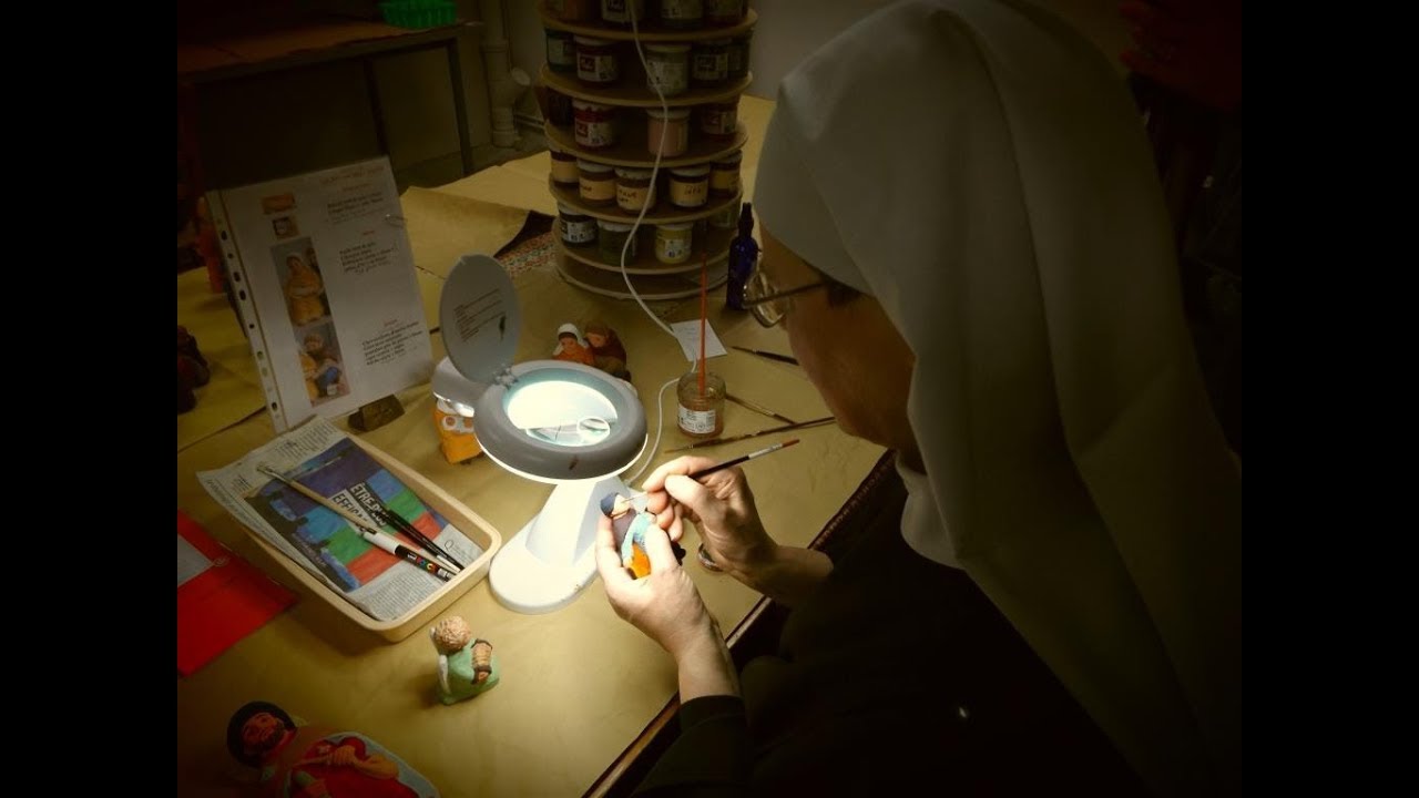 Les santons des moniales de Ste Scholastique (Version courte)