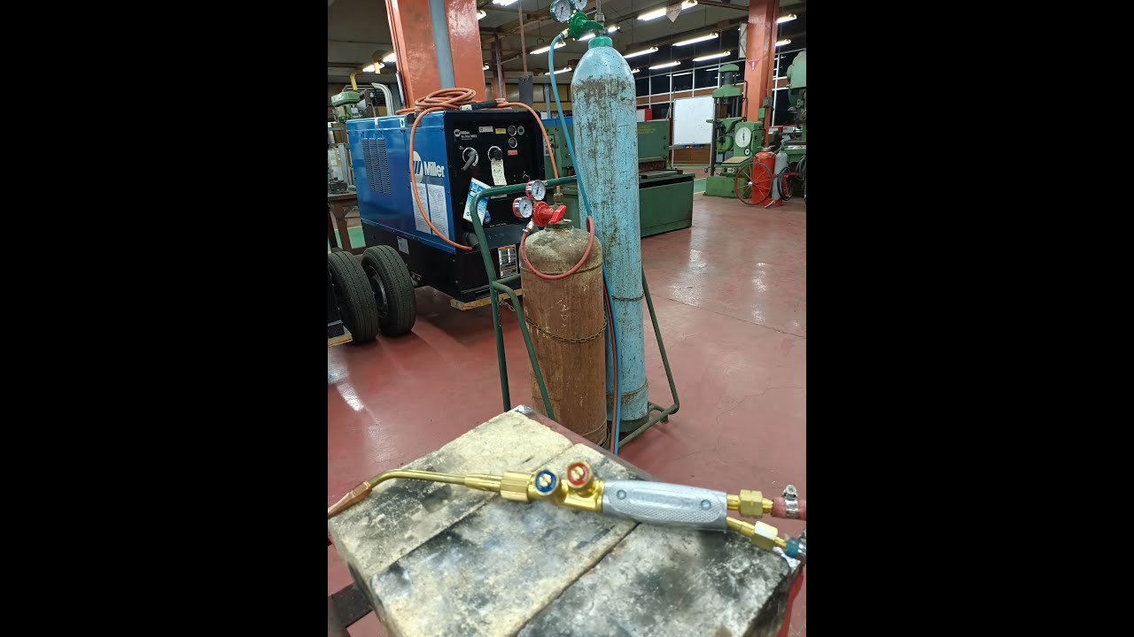 MERAKIT INSTALASI LAS OXY ACETYLENE WELDING (OAW) ATAU LAS KARBIT