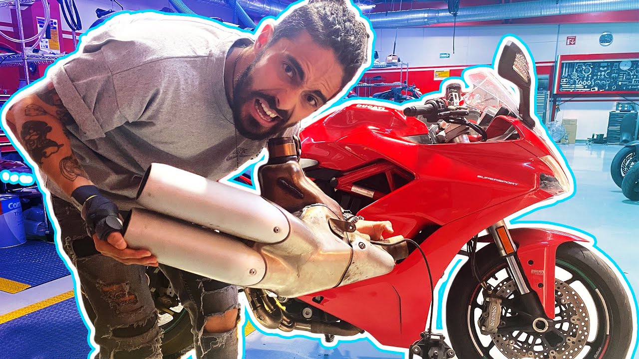 Que le hicimos a la Ducati? SUENA IRREAL (FULL AKRAPOVIC)😱 Ducati Supersport