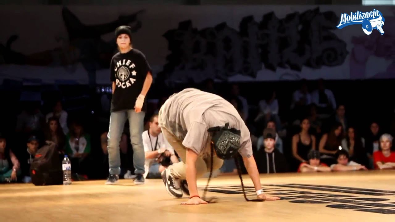 EUROBATTLE 2012 - BGirling 1/4 Yai & Eros vs Butterflisoulflow - www.mobilizacja.pl