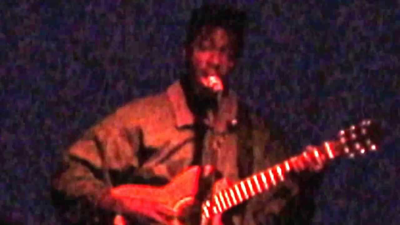 Moses Sumney - Alchemy (live in LA @ The Bootleg 03.10.14)