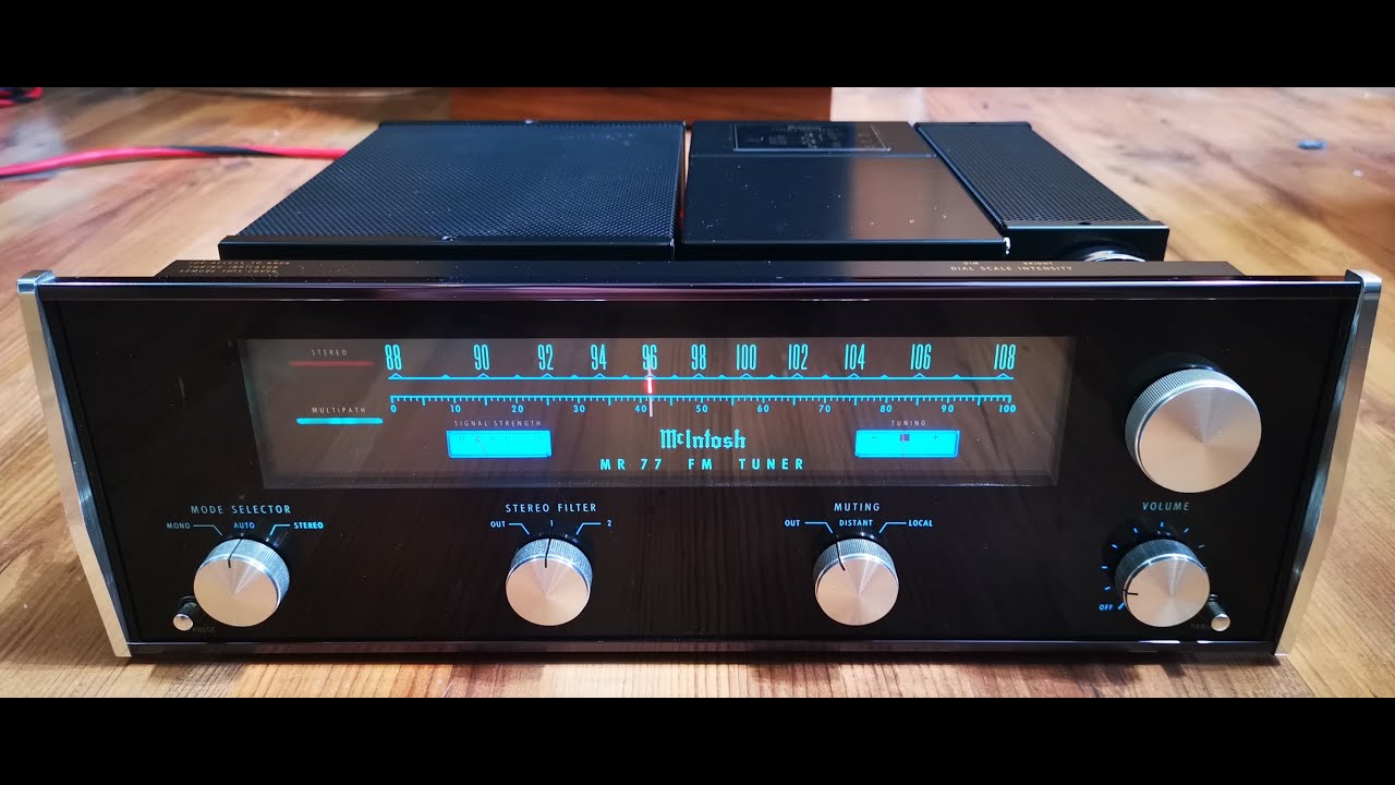 McIntosh MR77 FM Tuner