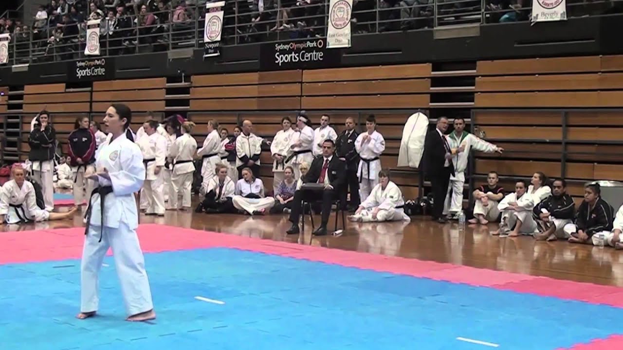 GKR World Cup 2013: Open Female Kata Champion: Rebecca Zammit - Seisan
