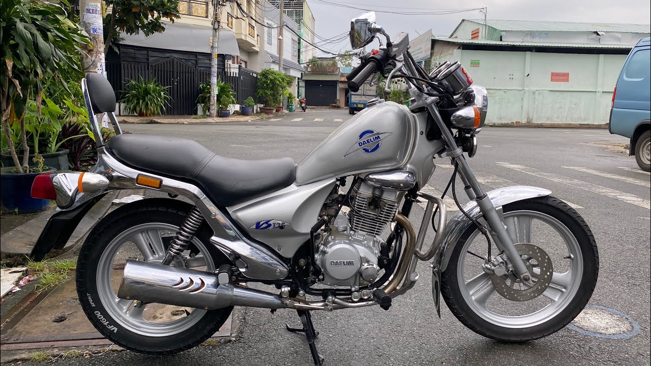 Cần bán Daelim VS 125cc xe nhập thùng Hàn Quốc. Giá rẻ . Xe đẹp . Tuấn moto: 0369669659. 03/11/2022