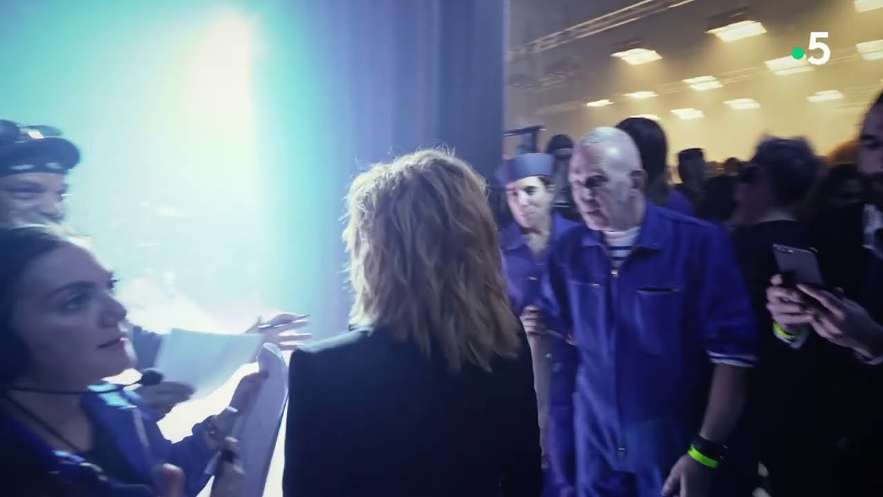 Mylène Farmer - Jean Paul Gaultier Se Défile ! (Les Coulisses du défilé) [FRANCE 5]