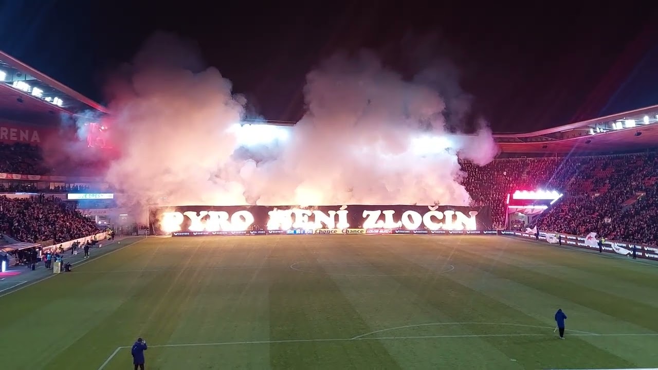 Pyro není zločin - Slavia Praha : Slovácko, 29.11.2025